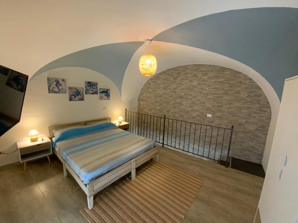 Nuovissimo Appartamento Indipendente Al Centro !! Катанія Екстер'єр фото